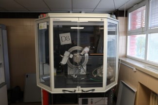 difraccion-rayos-x-Equipo-Bruker D8